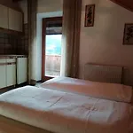 펜션 Berghof Knabl *